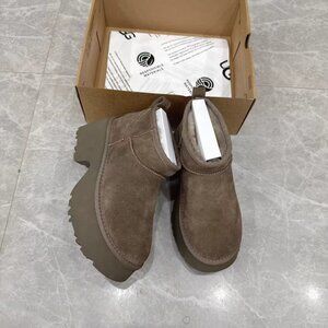 Uggs Classic Ultra Mini New Heights- Color hickory
